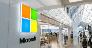 What's changed in Windows 11 and any known bugs?